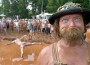 redneck Rechtse vingerlikker in zijn natuurlijke habitat
